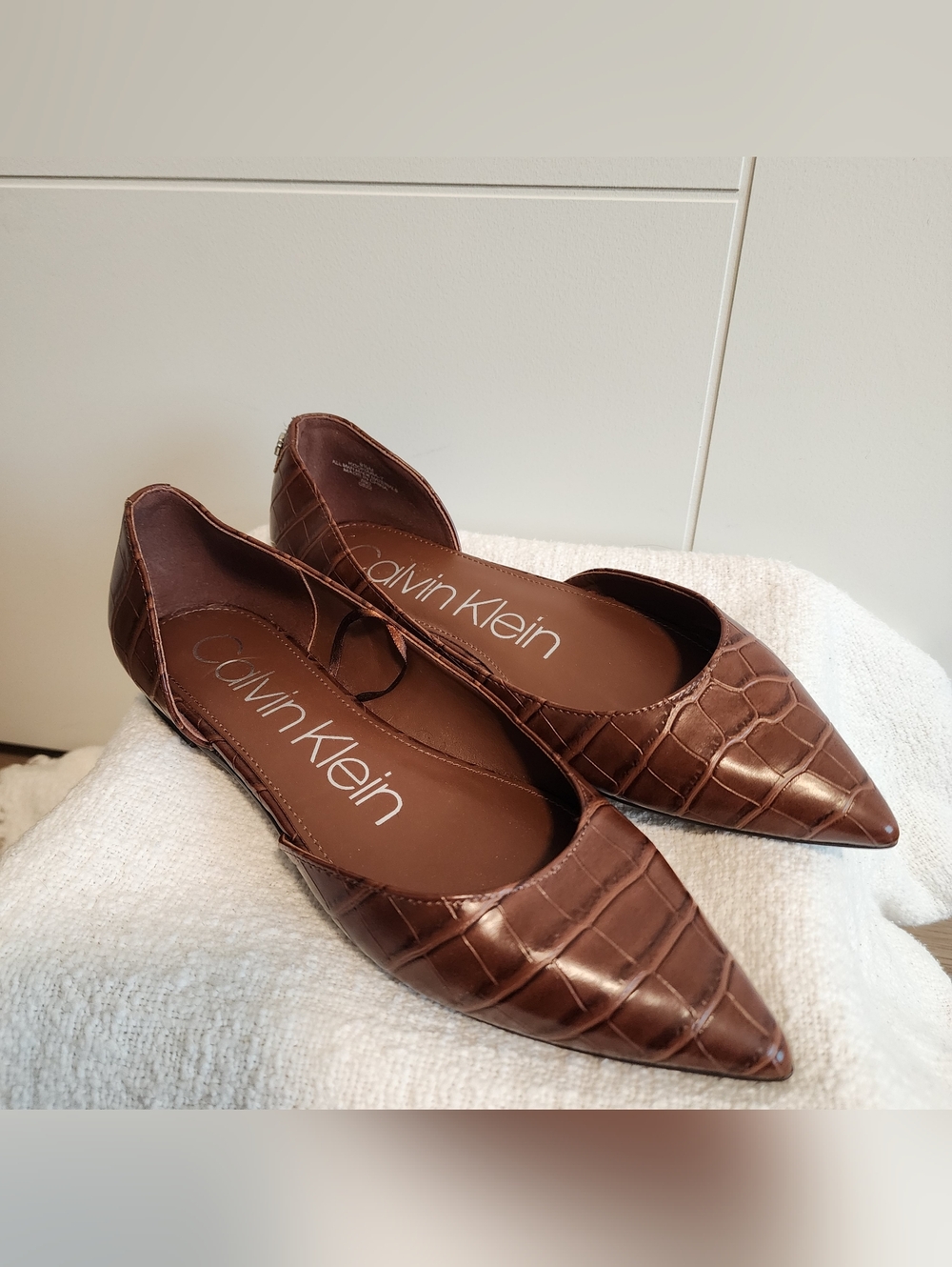 Calvin Klein Pointed Flats